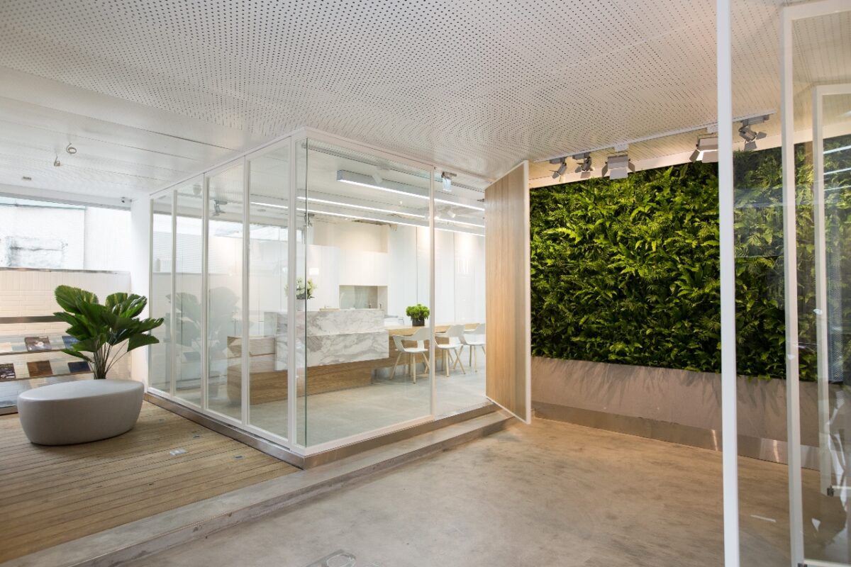 Salon P