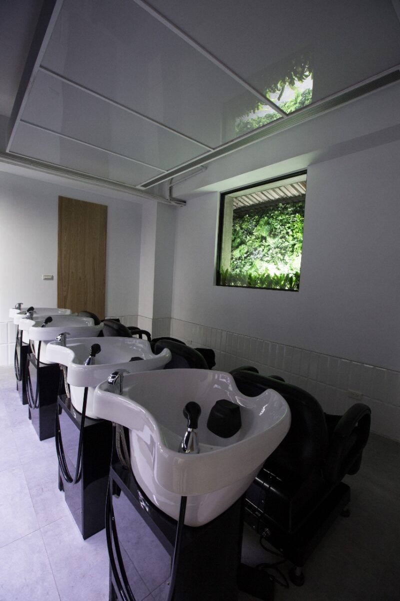 Salon P