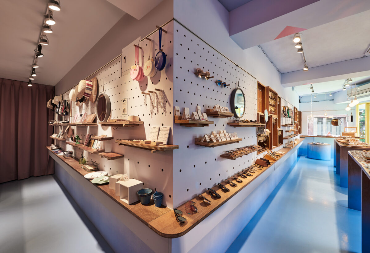 Shop V